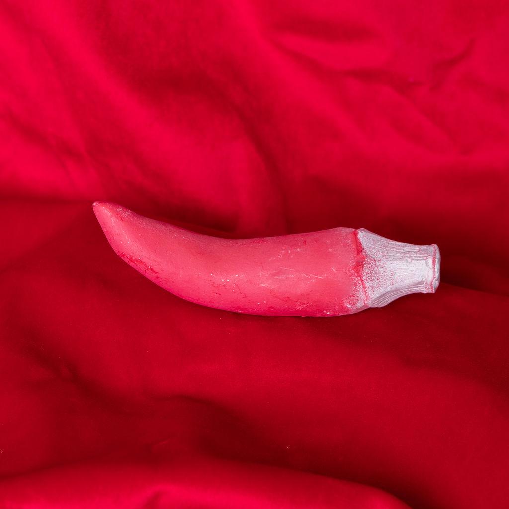 Plaster Chili with a Secret